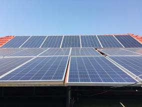 ติดตั้งแผงโซล่าเซลล์ขนาด 300W